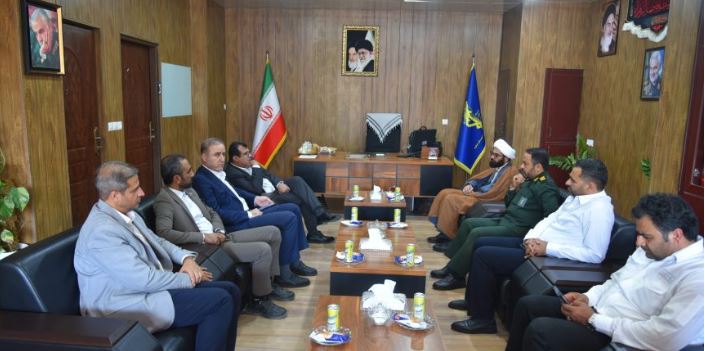 به مناسبت روز پاسدار انجام شد؛ دیدار مدیرعامل پتروشیمی سبلان با فرمانده سپاه شهرستان عسلویه