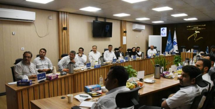 با حضور اساتید دانشگاه و متخصصان صنعت پتروشیمی؛ راهکارهای هوشمندسازی صنعت پتروشیمی بررسی شد