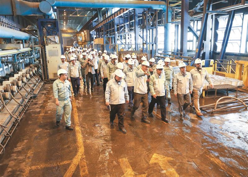 دانش و اعتمادبهنفس گروه فولاد مبارکه به نوآوری، تحول و یادگیری عمومی منجر شود