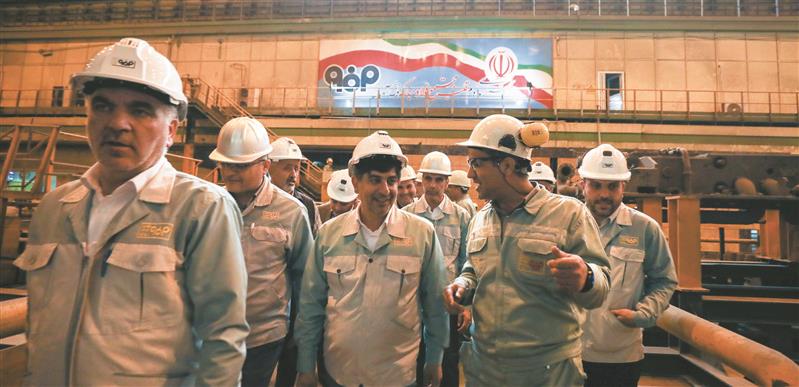 شروع قدرتمند گروه فولاد مبارکه  با ۱۹ رکورد روزانه و ۱۳ رکورد ماهانه؛ فقط در یک ماه