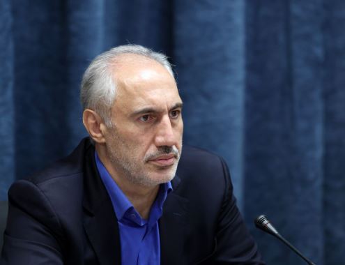 باید تمامی درآمدهای نفتی ابتدا به صندوق توسعه ملی واریز شو