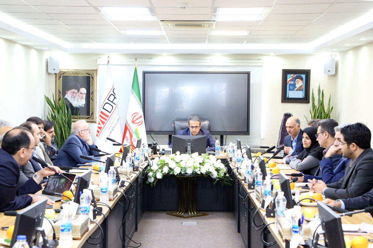 آقاجانلو: شرکت های معدنی و صنایع معدنی، برای دوران پس از تحریم آماده شوند