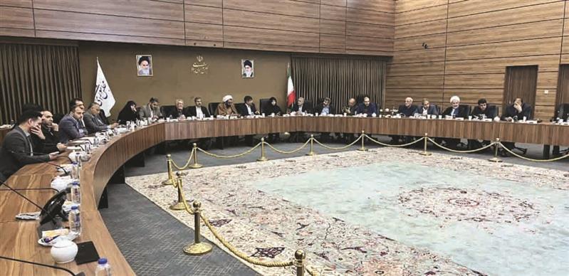 فولاد مبارکه؛ همچنان پایکار پروژه انتقال آب از دریای عمان به صنایع اصفهان