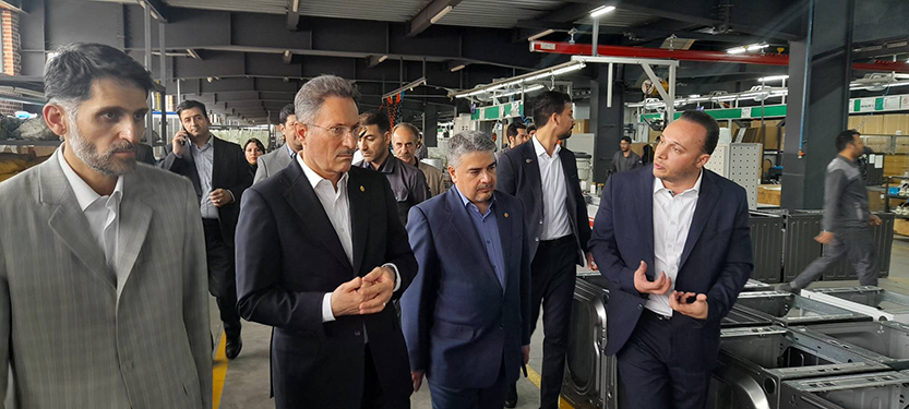 وعده عضو هیأت‌مدیره بانک ملی ایران برای حل مشکلات ارزی و حمایت مالی از شرکت‌ها