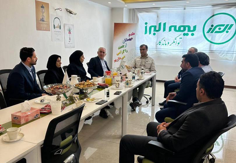 از تداوم سفرهای استانی مدیرعامل تا حمایت تمام قد بیمه البرز از بیمه گذاران در ۱۲ روز دفاع ملی مردم ایران