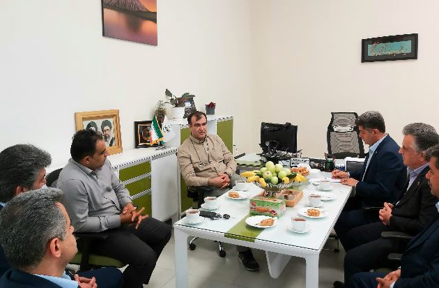 دستور تفویض اختیار به مدیران شعب و مجتمع های بیمه البرز