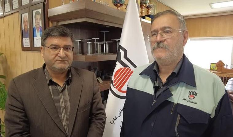 ریل‌گذاری پروژه راه‌آهن شهرکرد با ریل ذوب‌آهن اصفهان