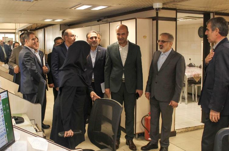 قدردانی از سعه صدر و روحیه بالای کارکنان بانک مسکن در شرایط حساس کشور/ کوچکترین خللی در مسیر خدمت رسانی به مشتریان بانک مسکن ایجاد نشد