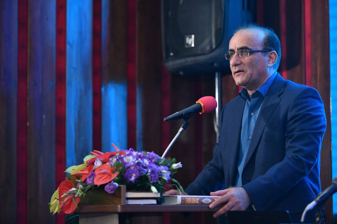 با حکم محمد شریعتمداری؛صانعی، سرپرست معاونت نظارت بر تولید و زنجیره تامین و سرآمدی عملیات گروه صنایع پتروشیمی خلیج فارس شد