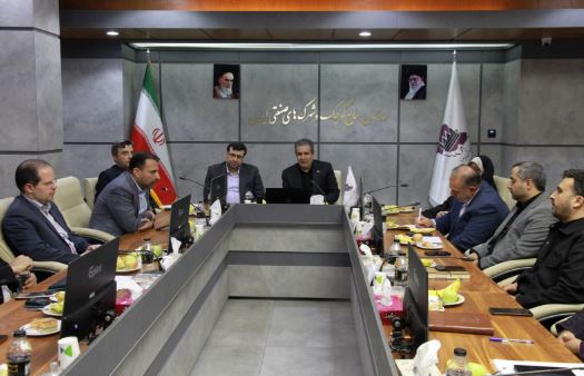 بازدید مدیرکل حوزه وزارتی وزارت صمت از سازمان ایزیپو به مناسبت روز ملی حمایت از صنایع کوچک