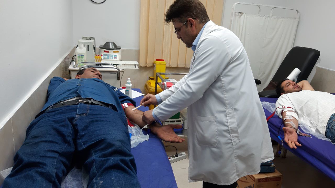 سنت حسنه‌ی اهدای خون در شرکت فولاد خوزستان انجام شد