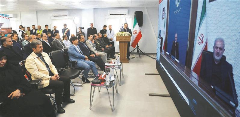 قدردانی رئیسجمهوری از فولاد مبارکه بابت سرمایهگذاری در احداث بزرگترین نیروگاه متمرکز خورشیدی ایران