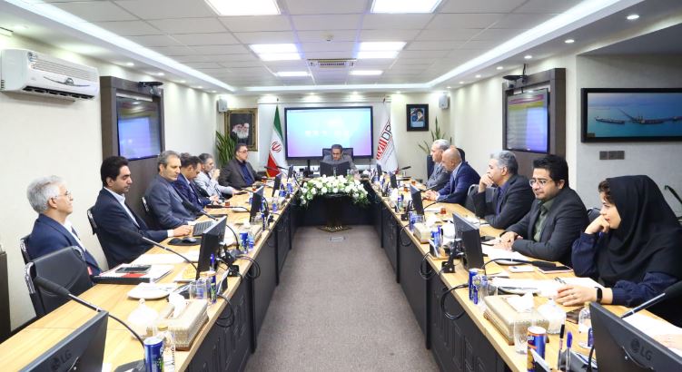 اجرای طرحهای ملی اولویت یابد