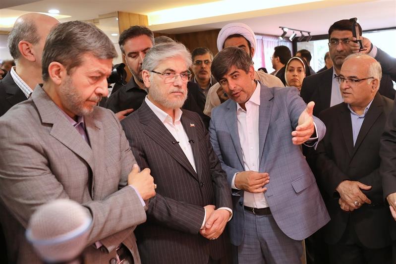 بازدید وزیر علوم از آزمایشگاه صنعت ۴.۰ گروه فولاد مبارکه