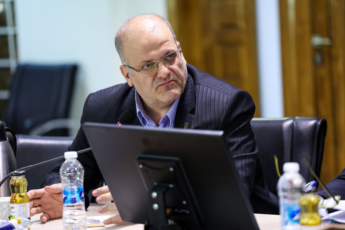 میزگرد تخصصی صنعت مس؛ بررسی آینده بازار و نوآوریهای سبز با حضور مدیرعامل و معاونان شرکت مس و کارشناسان