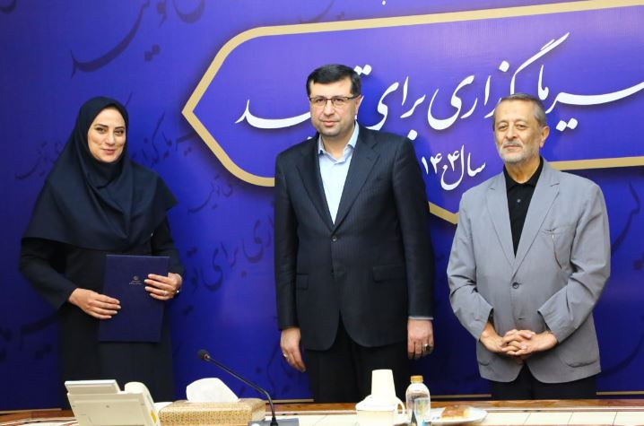 تقدیر رئیس ستاد بزرگداشت روز ملی صنعت و معدن از مدیر روابط عمومی ایمیدرو
