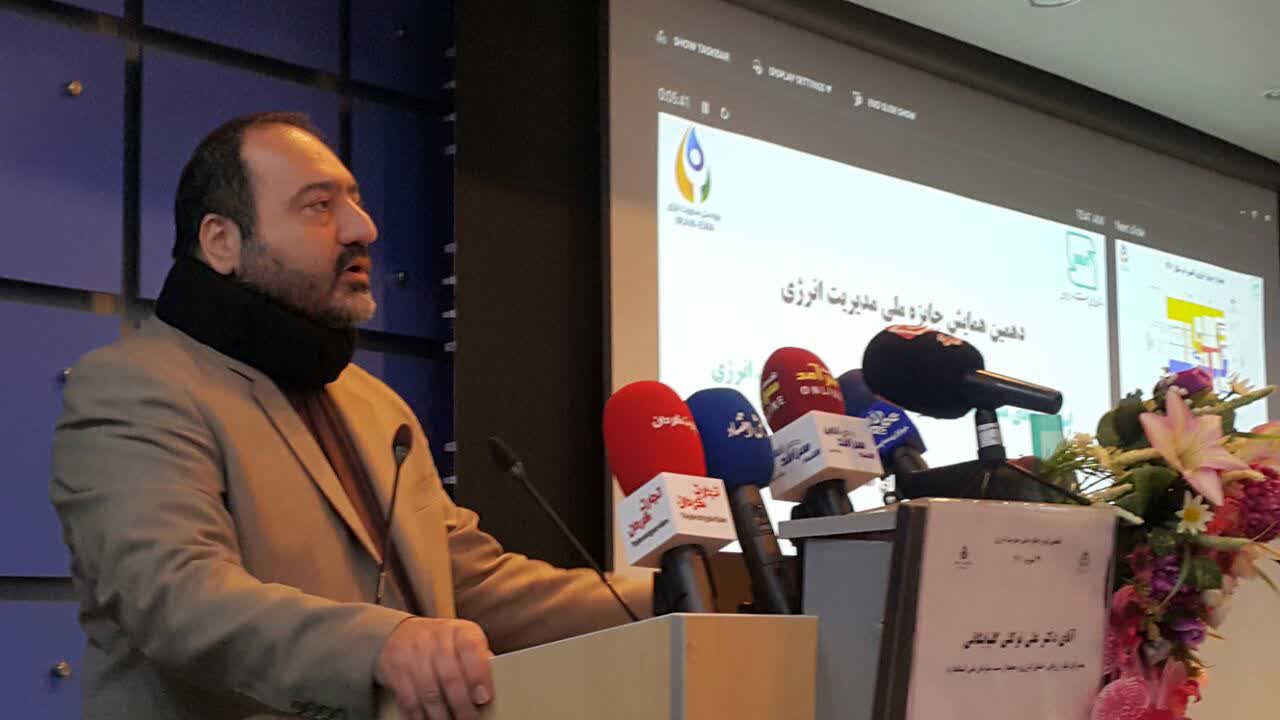 شدت انرژی در ایران ۷۵ درصد افزایش یافت/ مصرف انرژی در حمل و نقل ۱۰ برابر میانگین جهانی است