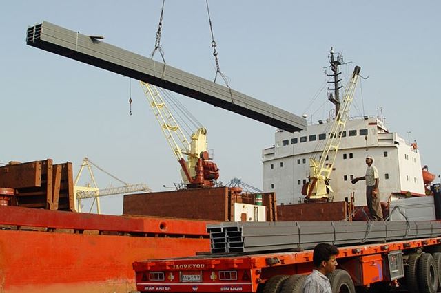صادرات ۳ میلیارد دلاری زنجیره فولاد در ۵ ماهه نخست امسال/ جزئیات تحلیلی حجم و ارزش صادرات محصولات زنجیره فولاد