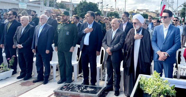 عطرافشانی گلزار شهدای ساری با حضور رئیس بنیاد شهید و امور ایثارگران کشور و مدیرعامل بیمه دی