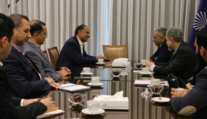 همکاری راهبردی بانک تجارت با گروه صنعتی رازی