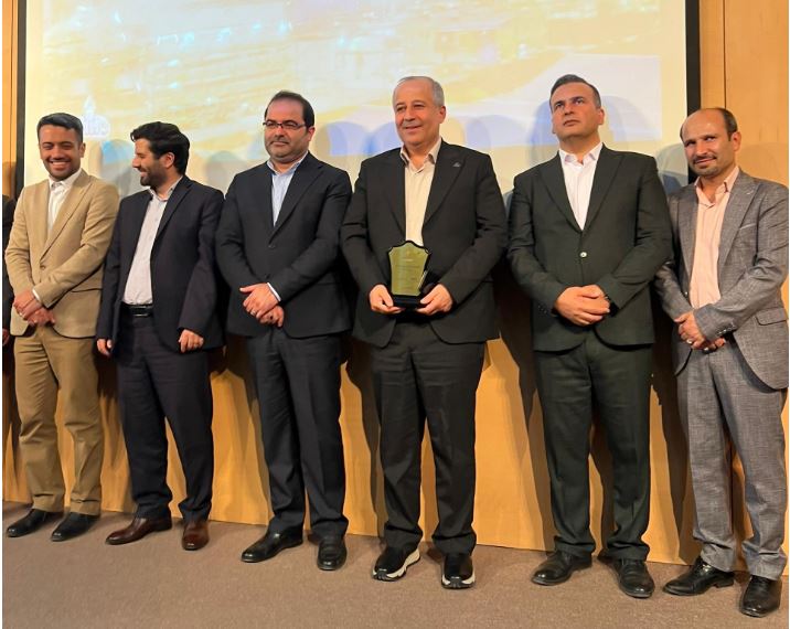 پتروشیمی فن‌آوران لوح زرین «نوآوری برتر ایرانی» را دریافت کرد