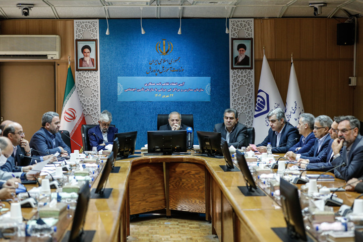 پوشش بیمه‌ای بیش از ۲۸۰ هزار نفر از فرهنگیان