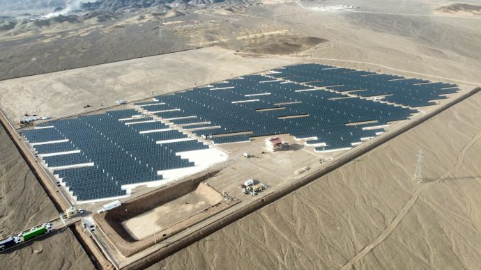 بهرهبرداری از نیروگاه خورشیدی ۳۰ مگاواتی پویای سمنان ۲ و ۳ در پاییز و زمستان سال جاری