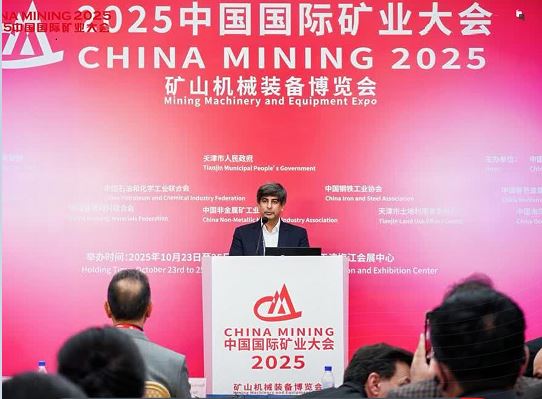 اعلام آمادگی گروه فولاد مبارکه برای گسترش همکاری‌های مشترک با صنعت فولاد چین/ دفتر همکاری در پکن فعال می‌شود