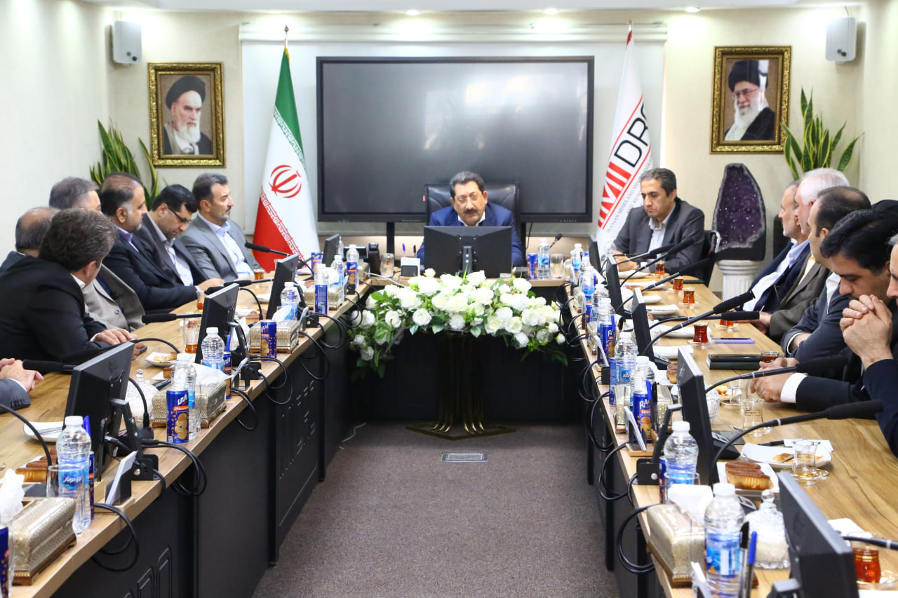 تاکید بر ”پروژه های ایجادی“ و ”فعال کردن محدوده های معدنی“ از سوی ایمیدرو/ اهمیت نقش ایمیدرو در تحقق استقلال اقتصادی و افزایش تولید ناخالص داخلی