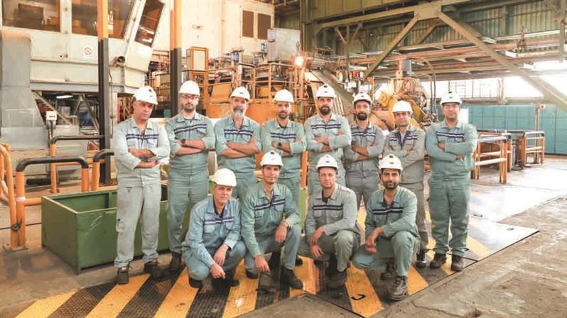 دستیابی به تکنولوژی ساخت و راهاندازی سامانه تشخیص نوسان ضخامت در خط قلعاندود