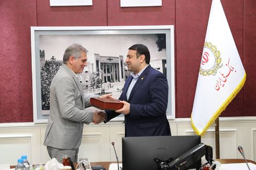 رئیس ستاد اجرایی انتقال منصوب شد/ تاکید مدیرعامل بانک ملی ایران بر استمرار خدمات بهینه به مشتریان و تکریم همکاران جدید