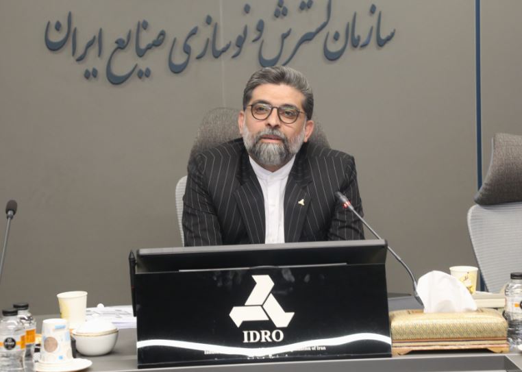 مخالف خصوصیسازی نیستیم؛ موافق اجرای قانون هستیم