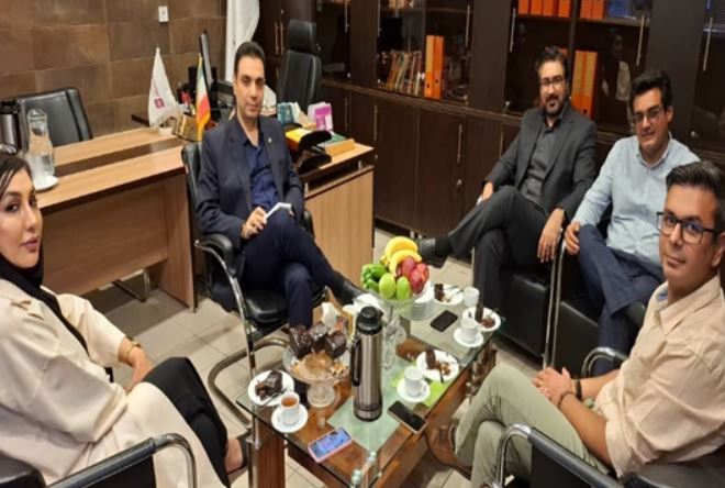 نشست سرپرست استان فارس بیمه نوین با انجمن صنفی نمایندگان