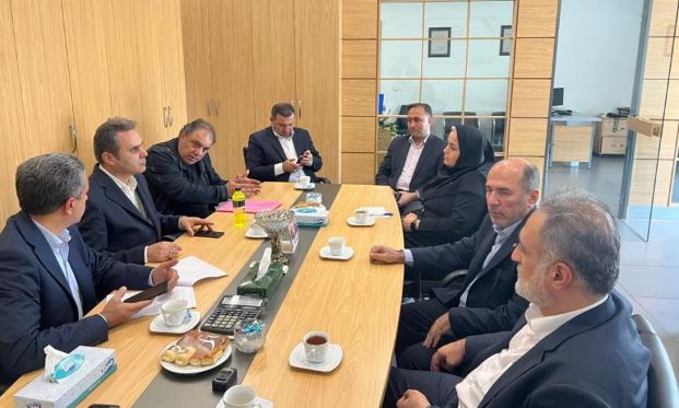 بازدید رییس هیأت‌مدیره بانک صنعت و معدن از شعبه رشت و واحدهای صنعتی استان گیلان