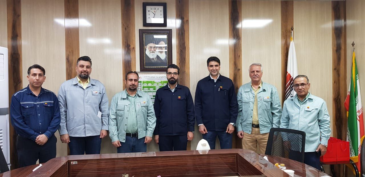 جلسه هماندیشی با جمعی از ارائه دهندگان مقالات در سمپوزیوم فولاد کیش