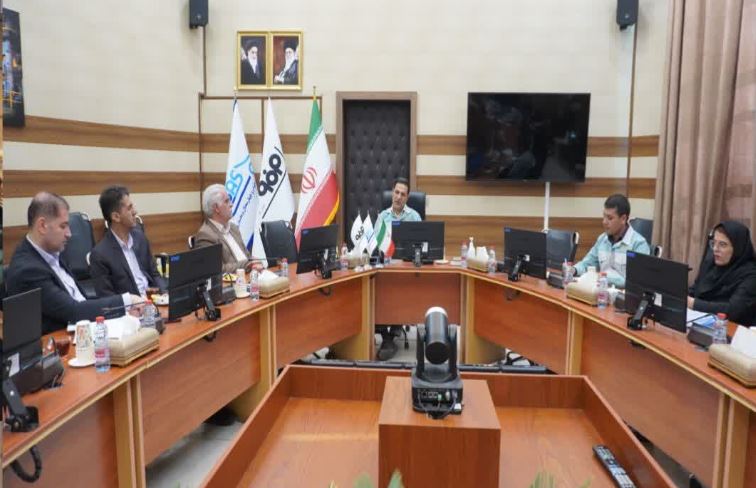 در دیدار رئیس دانشگاه ملی مهارت استان چهارمحال و بختیاری با مدیرعامل شرکت ورق خودرو، بر لزوم همافزایی و ارتقای سطح همکاریهای علمی و پژوهشی تأکید شد