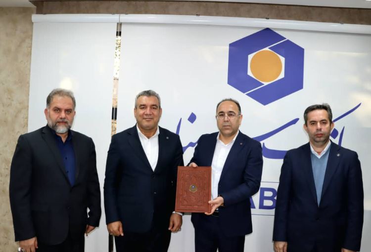 مراسم تودیع و معارفه مدیر منطقه البرز، قزوین و زنجان بانک سینا برگزار شد