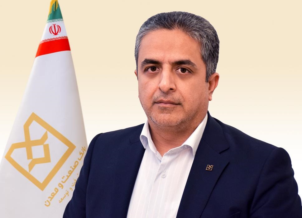معاون اعتباری و بانکداری شرکتی بانک صنعت و معدن از صدور ۴ فقره برات الکترونیکی زنجیره تولید خبر داد
