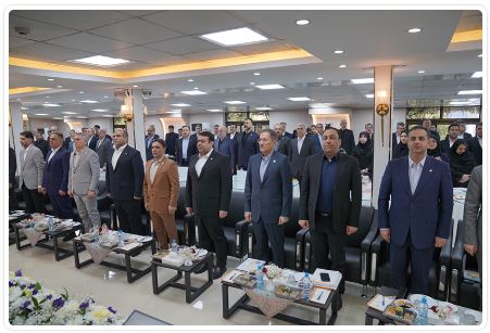 همایش بررسی عملکرد ششماهه نخست سال ۱۴۰۴ بانک ملی ایران در مشهد مقدس آغاز شد