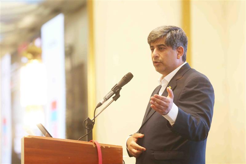 آینده صنعت وابسته به تولید محصولات هوشمند، سبکتر و با ارزش افزوده بالاست