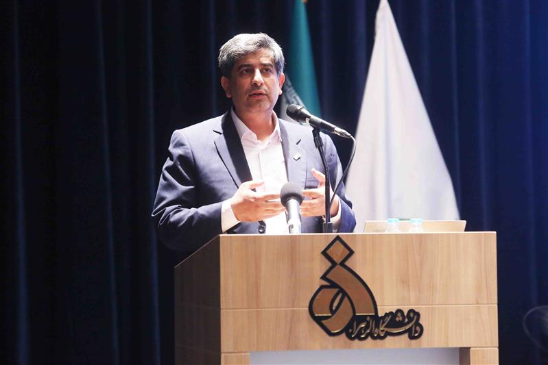 فولاد مبارکه؛ شریک دولت در سیاست‌گذاری صنعتی/ بقاء در عصر تحول بدون حکمرانی دیجیتال، انسجام سیاستی و هوشمندسازی ممکن نیست