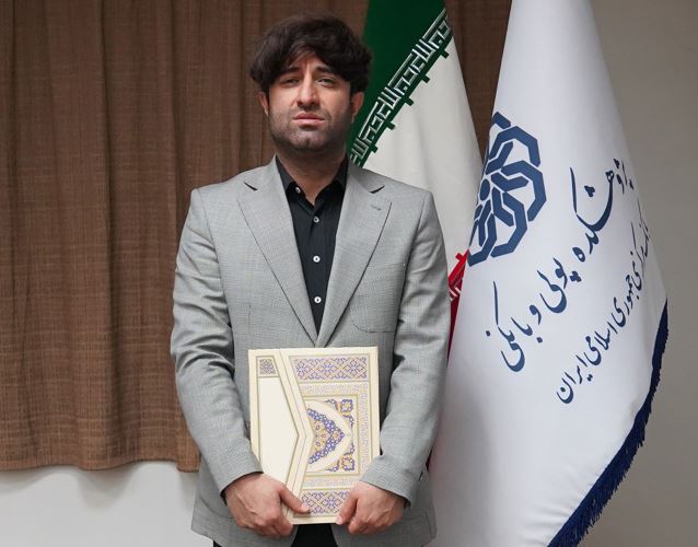 مدیر آینده پژوهی بانک پارسیان، پژوهشگر منتخب نظام بانکی شد