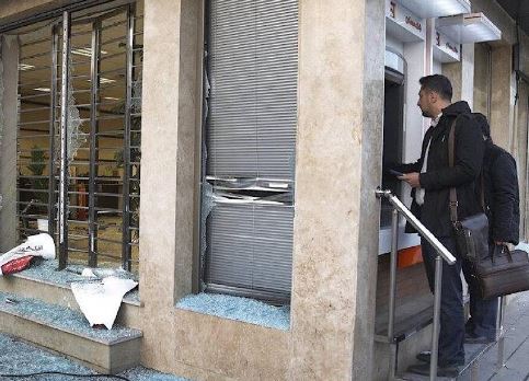 دکتر خورسندیان: خدمترسانی بیوقفه به مشتریان ادامه دارد