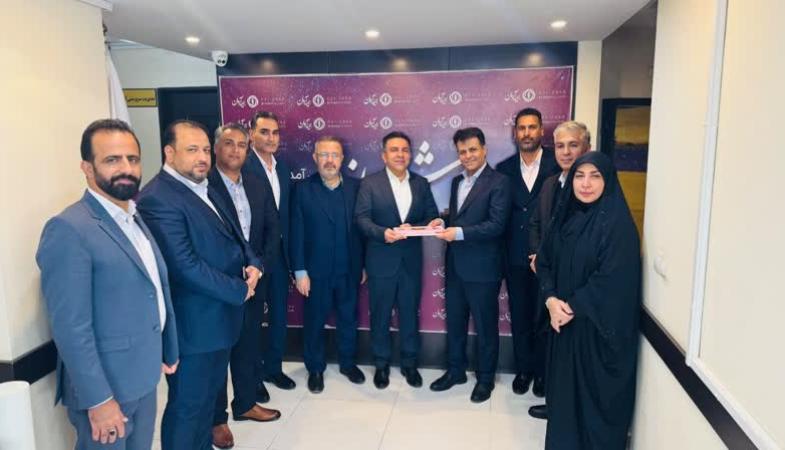 مراسم معارفه رئیس شعبه شیراز بیمه آرمان برگزار شد