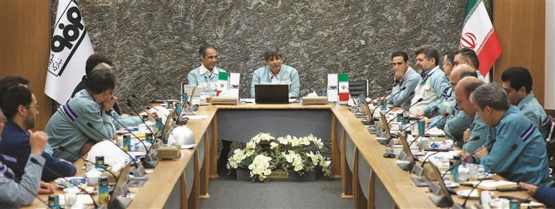 نشست مدیران و رؤسای ناحیه نورد سرد با مدیرعامل گروه فولاد مبارکه