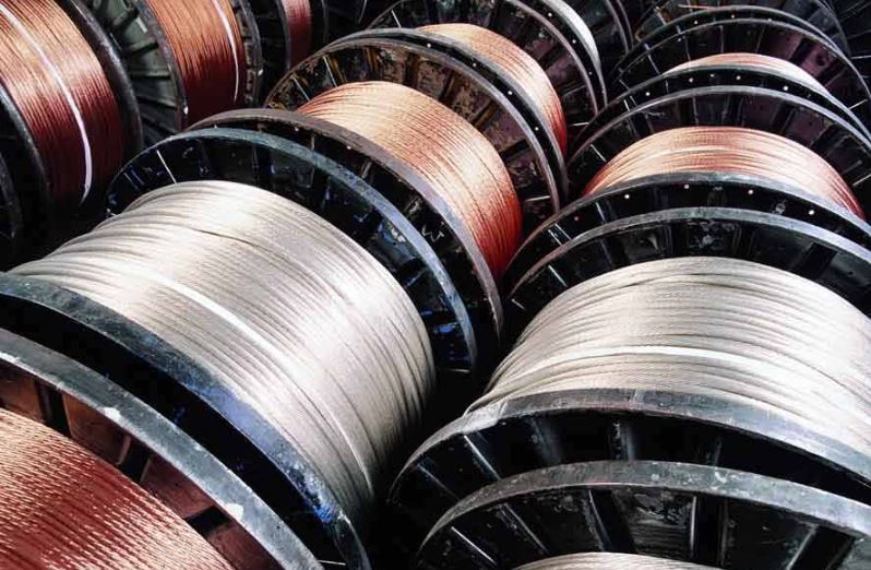 گزارش ویژه: ورود پربازده مس و آلومینیوم به سال ۲۰۲۶