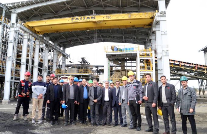 آمادگی همکاری ایمیدرو با دانشبنیانها برای بومیسازی دانش تولید تیتانیوم