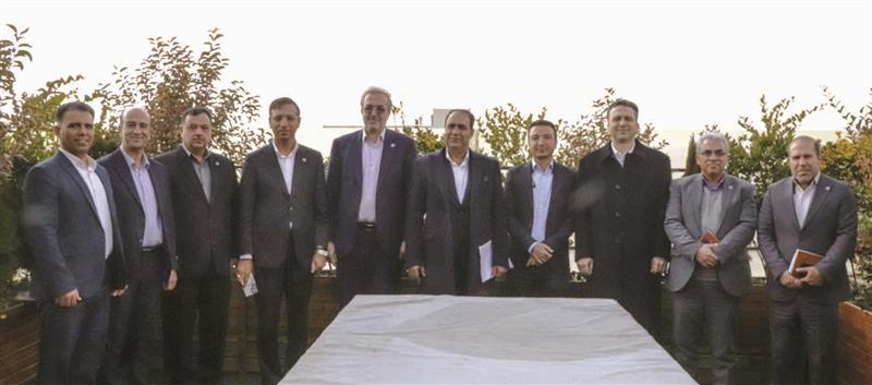 هلدینگ فولاد متیل؛ بزرگ‌ترین خرده‌فروشی محصولات فولادی کشور