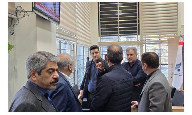 تأکید مدیرعامل مؤسسه صندوق ذخیره فرهنگیان بر تداوم خدمت‌رسانی به مشتریان در بازدید از شعب منتخب بانک سرمایه