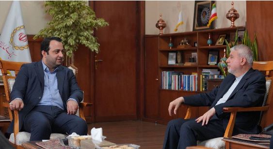 دیدار وزیر میراث فرهنگی با مدیرعامل بانک ملی ایران؛بررسی راهکارهای توسعه سرمایهگذاری در گردشگری/ همکاری بانک ملی و وزارت میراث برای تسهیل سرمایهگذاری در پروژههای گردشگری